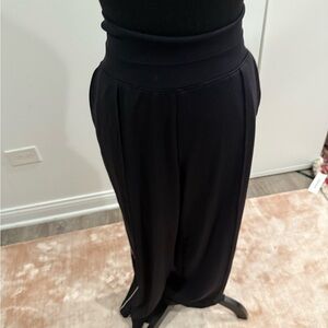 Athleta Classic Black athletic pants